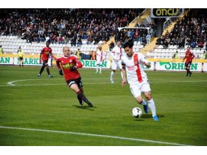 Günün İlk Maçında 5 Gol Vardı
