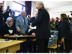 Kılıçdaroğlu, Oyunu Çukurambar Arjantin İlkokulu’nda Kullandı