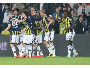 Fenerbahçe Şampiyonluğa Koşuyor