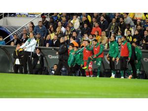 Bursaspor İstanbul Takımlarına Karşı Galibiyeti Unuttu