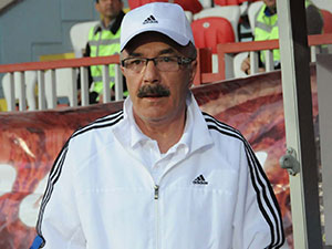 Şimşekler 3 Puanı 4 Golle Aldı 