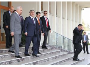 Cumhurbaşkanı Gül Yurda Döndü