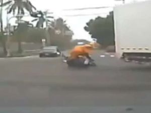 Ölümün Kıyısından Döndü