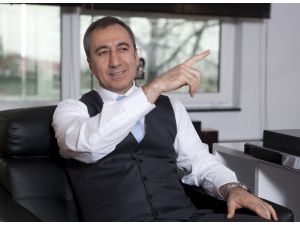 Otomotiv İç Pazarda Dip, İhracatta Zirve Yaptı