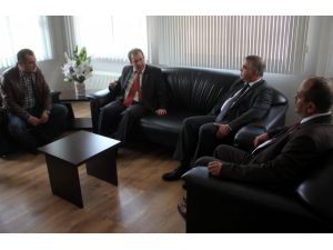 Emniyet Müdürü Tezseverden Karabükspor’a Ziyaret