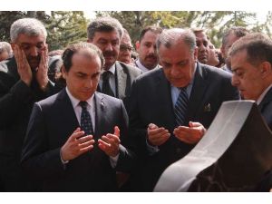 Merhum Başbuğ Türkeş Kabri Başında Anıldı
