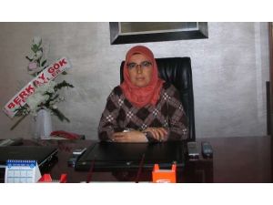 Başörtülü Başkan Mesaiye Başladı