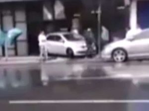 Tek Kelimeyle: Kadın