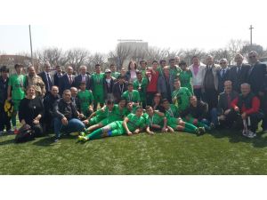 Keçiören Kalaba Anadolu Lisesi Futbol’da Ankara Şampiyonu Oldu