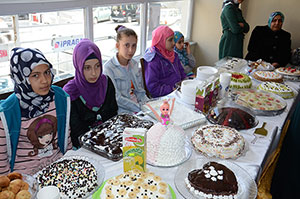 Çınar-Der’den, Suriyeliler Yararına Pasta Yarışması