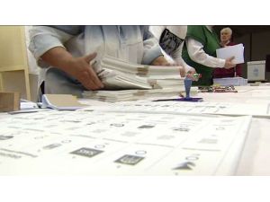 Bu Kez Macarlar Sandık Başında