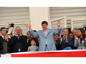 Mustafa Akaydın’a Öyle Sorular Yöneltti Ki !