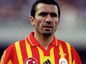 Dev Derbi Öncesi Efsaneye Ödül