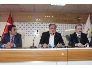 Ak Parti Van Büyükşehir Belediye Başkan Adayı Gülaçarın Basın Açıklaması