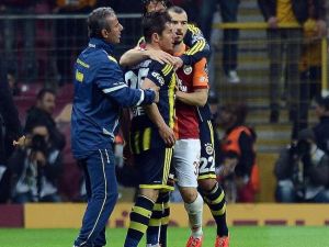 Melo İle Belözoğlu Arasındaki Gerginlik Sürüyor