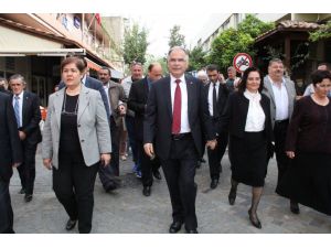 Selçukun Yeni Başkanı Makam Odasının Kapılarını Halka Açtı