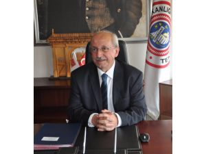 Tekirdağın İlk Büyükşehir Belediye Başkanı Kadir Albayrak Mazbatasını Aldı