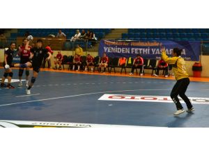 Hentbol Bayanlar Süper Lig Play-off