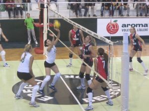 Aroma Bayanlar Voleybol 1. Ligi
