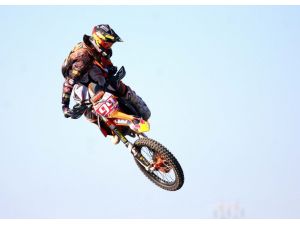 Motokrosçu Asrın Pak’ın, Avrupa Turu Başlıyor