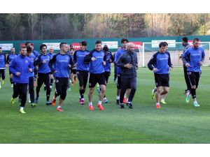 Kardemir Karabükspor, Akhisar Belediyespor Karşısında Temkinli