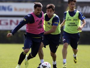 Fenerbahçe, Medical Park Antalyaspor Maçının Hazırlıklarını Sürdürdü