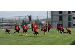 Eskişehirspor, Trabzonspor Maçı Hazırlıklarını Sürdürüyor