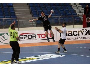 Kartal Ankara’da Kanatlandı