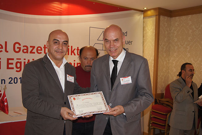 Olcayto: “Gazeteciliği Kurtarmanın Yollarını Aramalıyız”