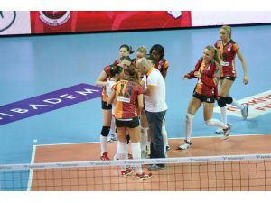 Olaylı Derbi Fenerbahçenin