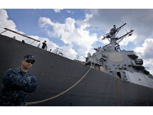 Karadenizde Rus Jeti İle Amerikan Savaş Gemisi Arasında Gerginlik