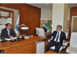 Bakan Yıldız, Gölbaşı Belediyesini Ziyaret Etti