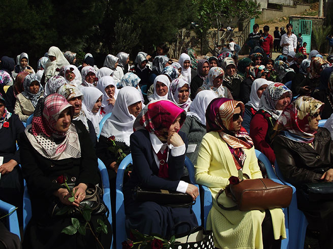 Önsen Kasabasında Duygusal Kutlu Doğum