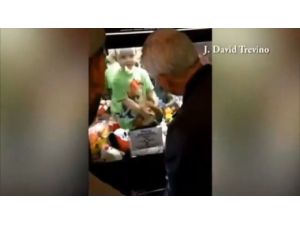 Minik Afacan Öyle Bir Yerden Çıktı Ki !