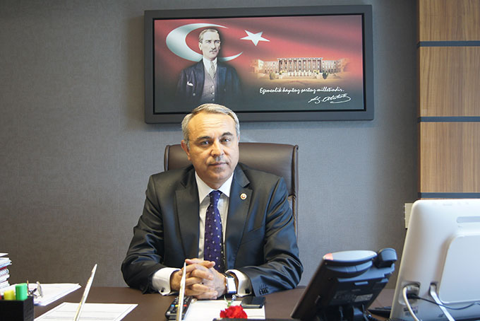 Dedeoğlu: “Basın Mensuplarının Ruhsat Harçları Kaldırılmalı!”