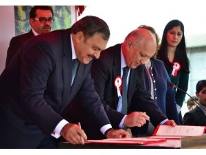 Örnek Proje İçin İmzalar Atıldı