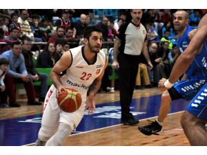 Uşak Sportif, Fenerbahçe Ülker’i Gözüne Kestirdi