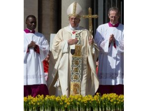 Papa Paskalya’yı Kutladı