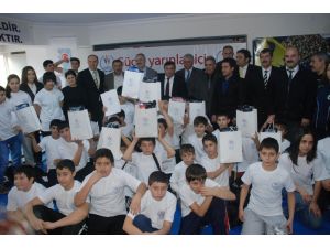 Dünya Boks Şampiyonu, Dünya Çocukları Birliği Başkanı Oldu