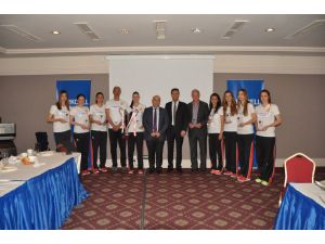 İdmanocağı Bayan Voleybol Takımı’na Sponsor Desteği Sürüyor