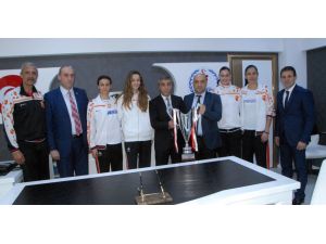 İdmanocağı’ndan Gençlik Ve Spor İl Müdürü Yazıcı’ya Ziyaret