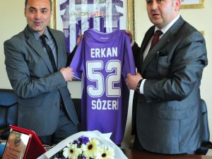Erkan Sözeri Veda Etti