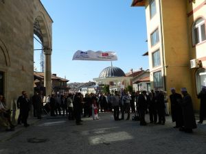 Başbakan Yardımcısı İşler Kosova’da Fatih Camisinin Açılışına Katıldı