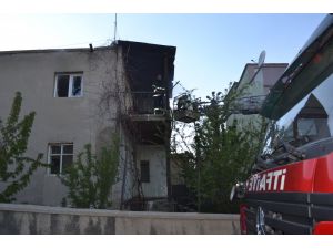 Elbistanda Ev Yangını