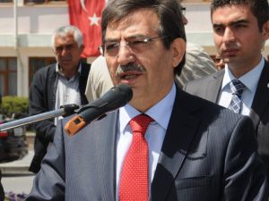 Çevre Ve Şehircilik Bakanı İdris Güllüce Niğde’de