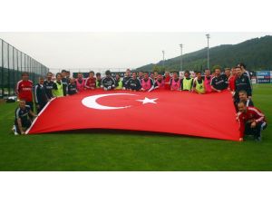 Beşiktaş Antrenmanında 23 Nisan Heyecanı