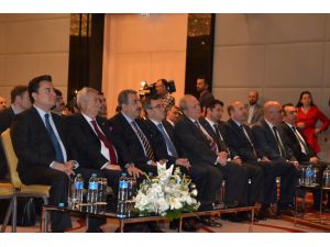 Başbakan Yardımcısı Babacan, Ekonomi Muhabirleri Basın Başarı Ödülü Törenine Katıldı