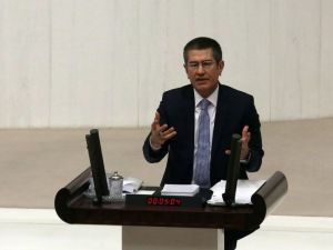 Ak Parti’nin Eski Bakanlarla İlgili Kararını Açıkladı