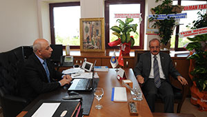 Vali Kocatepe’den Profesörlere Hayırlı Olsun Ziyareti