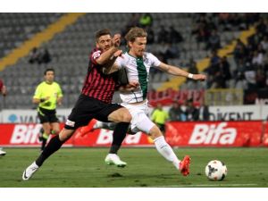 Gençler Evinde Galip